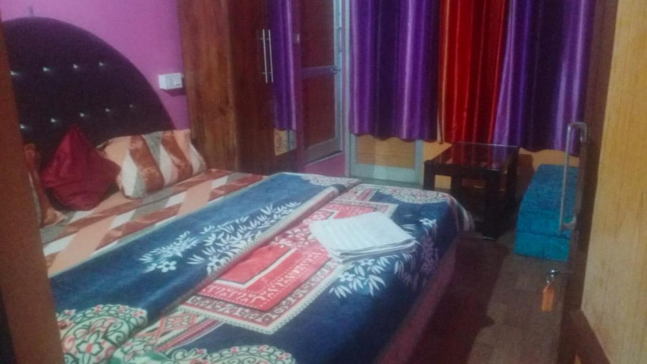 Hotel Antarctica &Pine N Dine Blues Cafe Manāli Esterno foto